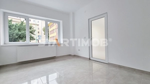 Spatiu stradal Ultracentral Brasov - imagine 4