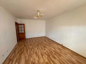 Apartament 2 camere 54 mp, decomandat, et. 3 - imagine 3