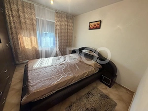 Apartament decomandat 80 mpu 3 camere 2 bai etaj 2 zona 1 Decembrie - imagine 3