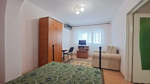 De inchiriat apartament cu o camera, etaj 1, Faleza, 285 euro - imagine 3
