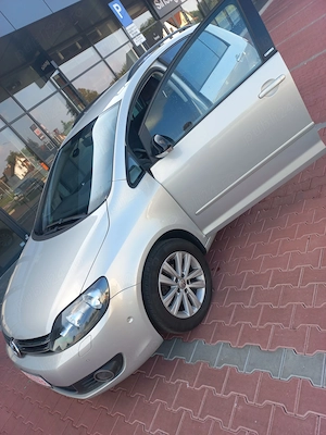 Vând Volkswagen Golf Plus, 1.6 diesel, 2012, înmatriculat în RO şi RAR efectuat - imagine 2