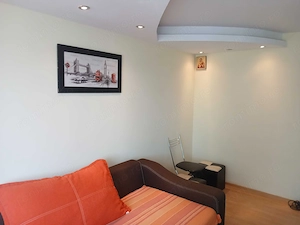 Închiriez apartament 2 camere, decomandat,complet utilat, parcare   7 min Metrou Piața Sudului - imagine 8