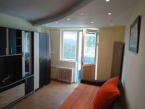 Închiriez apartament 2 camere, decomandat,complet utilat, parcare   7 min Metrou Piața Sudului