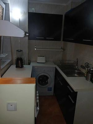 Închiriez apartament 2 camere, decomandat,complet utilat, parcare   7 min Metrou Piața Sudului - imagine 5