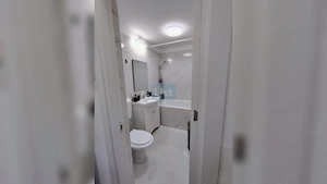 Apartament 3 camere decomandat zona FSGA - imagine 17