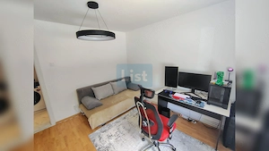 Apartament 3 camere decomandat zona FSGA - imagine 12