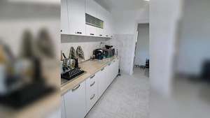 Apartament 3 camere decomandat zona FSGA
