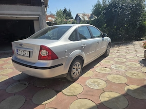 Ford Focus 2007- Berlina -Provenienta Ford RO-2007-16 Benz 110cp E 4. Nr km 156000. Pret 1650 Euro - imagine 5