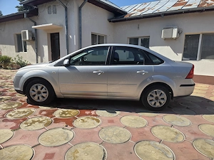 Ford Focus 2007- Berlina -Provenienta Ford RO-2007-16 Benz 110cp E 4. Nr km 156000. Pret 1650 Euro - imagine 7