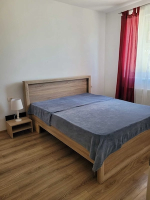 Inchiriez apartament 2 camere, mobilat, utilat , loc parcare - imagine 4