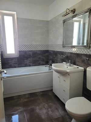 Inchiriez apartament 2 camere, mobilat, utilat , loc parcare - imagine 6