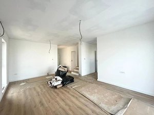 Duplex cu 5 camere separat prin camera tehnica - Mosnita Noua - imagine 2