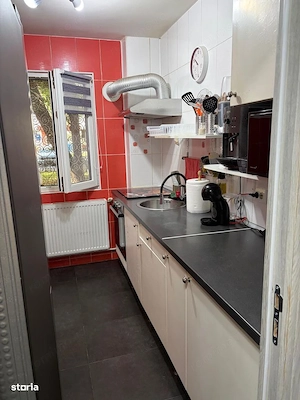 Vand apartament 3 camere, 2 locuri de parcare, mobilat si utilat - imagine 6