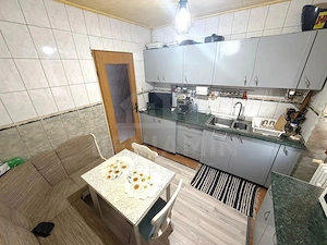 3 camere semidecomandat etaj 3 mobilat utilat - Valea Rosie - 69mp - imagine 4