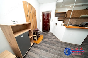 ID 658 DE ÎNCHIRIAT   Apartament Ultracentral - imagine 2