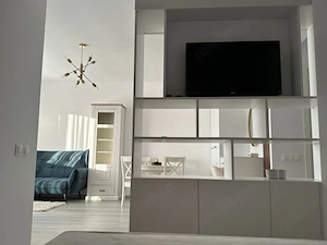 Studio Landmark Tower, modern, parcare - imagine 5