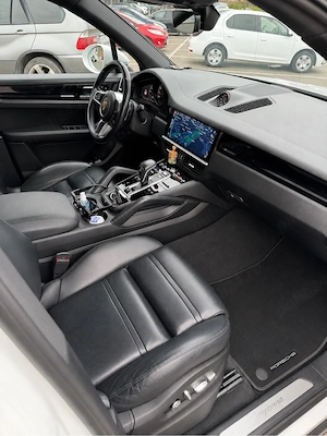 Porsche Cayenne 3.0 V6 Turbo 340 CP 2019 | 91.500KM | Sport Chrono | Suspensie pneumatică - imagine 9