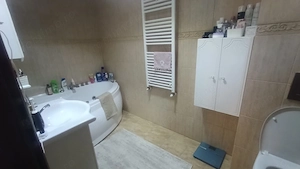 Casa de vanzare P+1, 200 mp, teren 421 mp, zona Ford - imagine 13