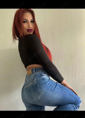 Eveline Ladyboy Trans party