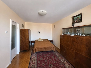 Apartament, luminos si spatios, spre vanzare, in cart. Dambu - imagine 2