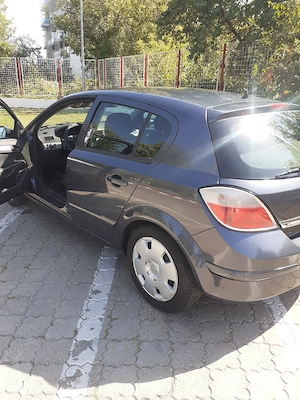 Opel astra 1.4 benzină - imagine 4