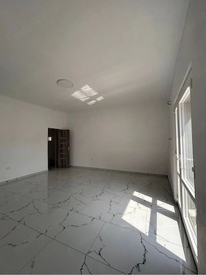 Inchiriez spatiu comercial  - imagine 2