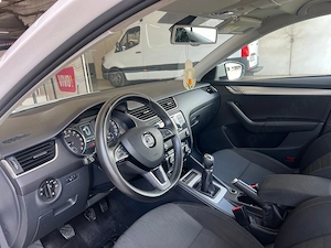 SKODA OCTAVIA,Motor 1,6 Diesel EURO 6,Pilot Automat,Scaune Incalzite,Oglinzi Rabatabile - imagine 12