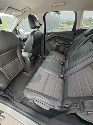 Ford Huga Benzinar - imagine 7