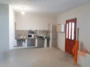 Casa de vanzare cu hala de 180 mp la 20 min de Oradea - imagine 6
