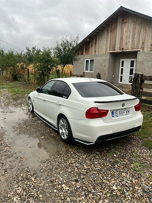 bmw e90 2010 184 cp - imagine 5