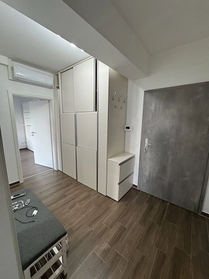 Apartament 2.5 camere de inchiriat tractorul decomandat - imagine 2