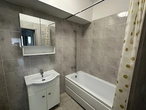 Inchiriez apartament cu 2 camere decomandat si loc de parcare acoperit, Constanta - Campus Ovidius - imagine 9