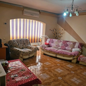 Apartament cu 3 camere ~ zona Brosteni / Colegiu ~ etaj 3 din 4 - imagine 3