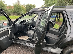 Dacia Duster 1,6 b+Gpl din fabricâ import Germania - imagine 3