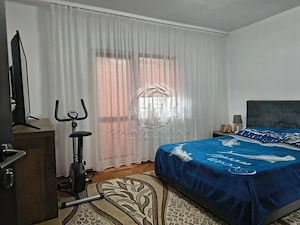 Apartament cu 2 camere ~ zona Parcul Tineretului / Sala Sporturilor ~ etaj 2 - imagine 2