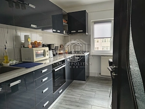 Apartament cu 2 camere ~ zona Parcul Tineretului / Sala Sporturilor ~ etaj 2 - imagine 9