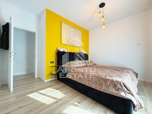 Apartament 3 camere de vanzare, etaj 3/5 cu lift - Giroc, zona Lidl - imagine 4