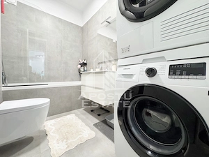 Apartament 3 camere de vanzare, etaj 3/5 cu lift - Giroc, zona Lidl - imagine 6