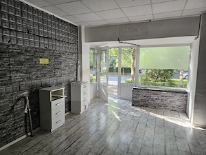 Spațiu comercial 45 mp, vitrina, zonă cu vad – Constantin Brâncoveanu