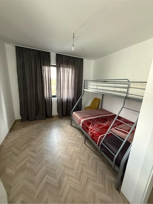 Casa de inchiriat Giroc 3 dormitoare , birou , living+bucatarie - imagine 9