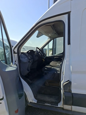 Autoutilitara Ford Transit 2017 2.0 TDCi - imagine 2