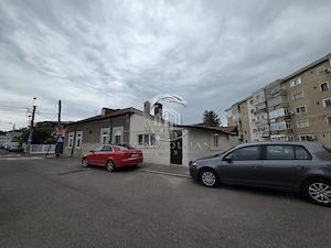 Proprietate cu potențial comercial – casă și teren în zona Clubul Politistilor / - imagine 3