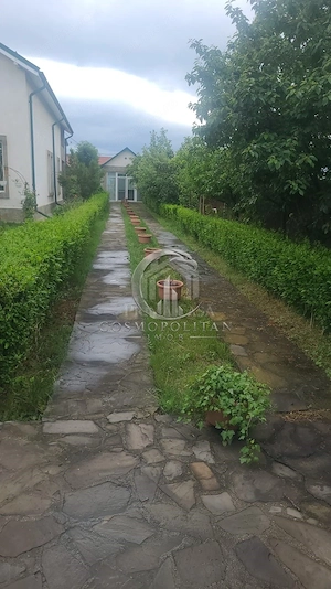 Proprietate deosebita in Spataru/BZ ~ SC-240mp si teren 1000mp ~ Pret: 150.000€ - imagine 2