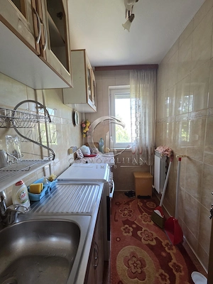 Apartament cu 3 camere, zona Bvd. Stadionului/BZ ~ etaj 3 din 4 - imagine 9