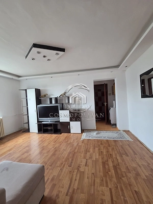 Apartament cu 3 camere ~ zona Crang/Stadion ~ etaj 4din4 ~ mobilat/utilat - imagine 5
