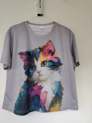 Tricou gri cu pisica multicolora, marimea L