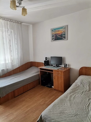Vand apartament, cartier armatei, etajul 4 - imagine 7