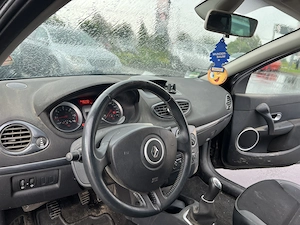 Renault Clio 1,5 Dci de la Proprietar - imagine 9