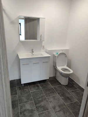 Proprietar - Vând apartament 3 camere DECOMANDAT, 75 mp, în Brăila (Cartier Vidin) - imagine 9