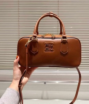 Geantă de damă Miu Miu, piele